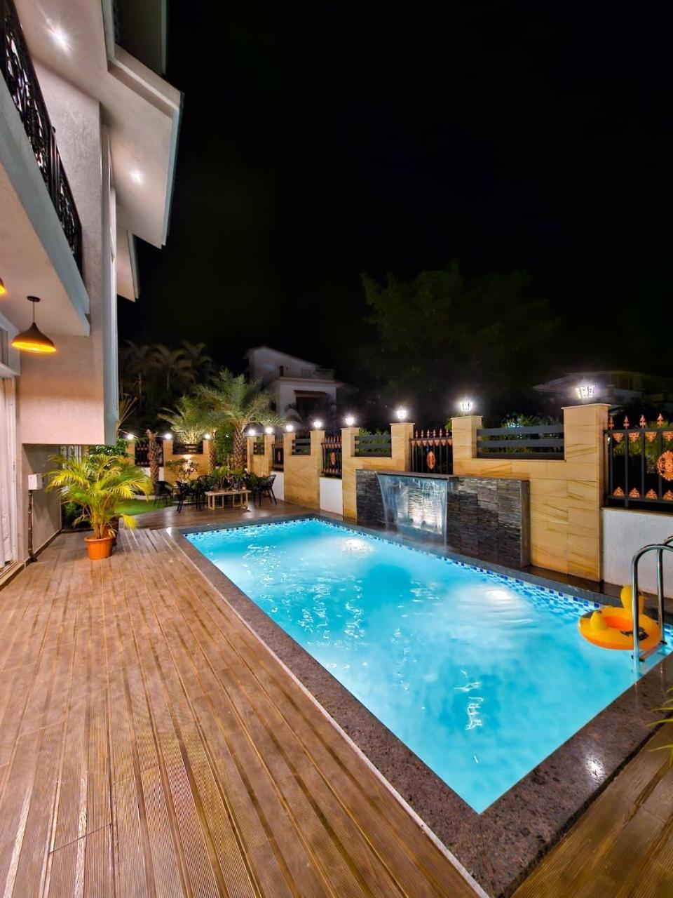 Premium Chalet Lonavala Esterno foto